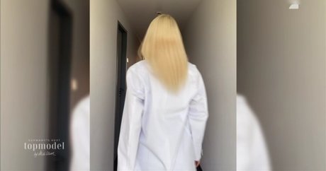 濃厚なヌードオンリーファンズ セクシーヌード ギャラリー