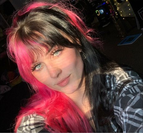 巨尻熟女オンリーファンズ 無料アダルト 写真