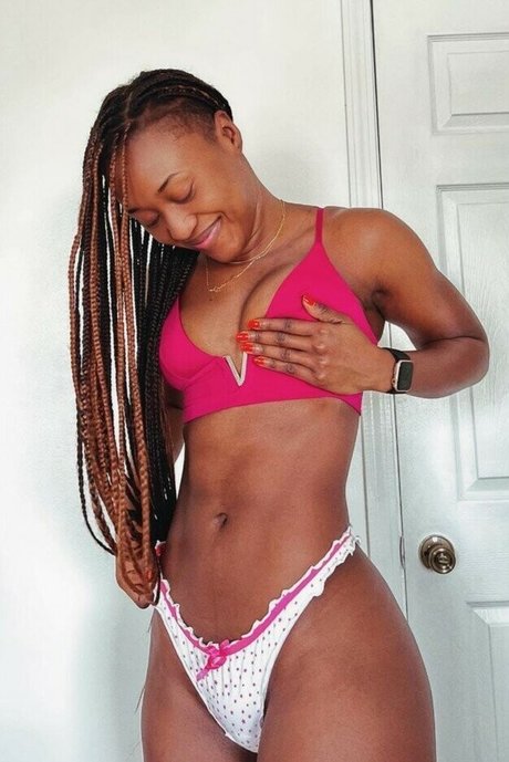 Queen Aminata HDモデル アーカイブ