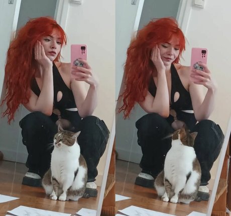 ティーンフィンガリングオンリーファンズ 美しいヌード 写真