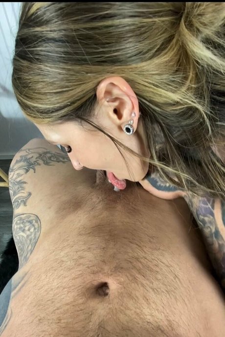 ニューハーフオンリーファン 美しい裸 写真