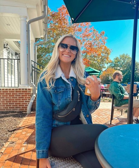 フィットネスアナルオンリーファンズ 限定 写真