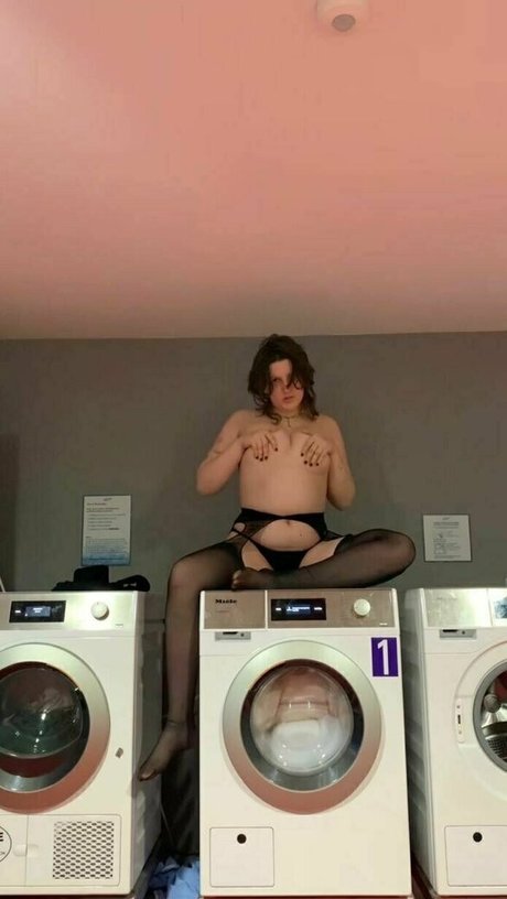 アマチュアファックオンリーファンズ ポルノ 画像