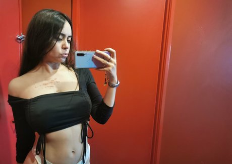 baal T ヌードモデル 画像