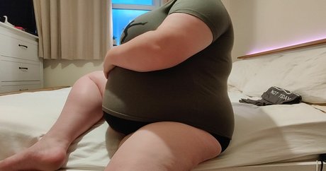 Expandabelly ポルノスター 写真