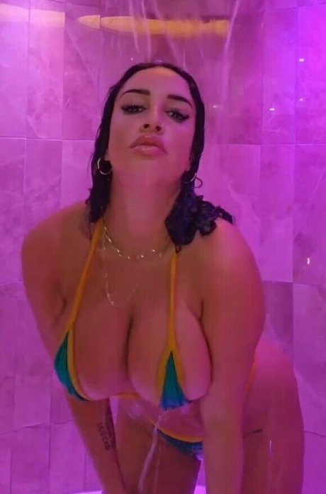 Mikaelabrbs アート女優 画像