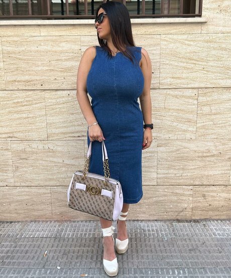 Anneris ホットモデル ギャラリー