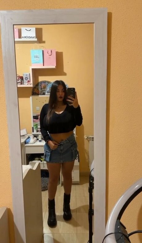 Anneris セクシーなスター 写真