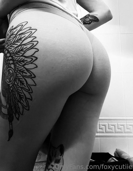 Foxycutiie アート女優 写真