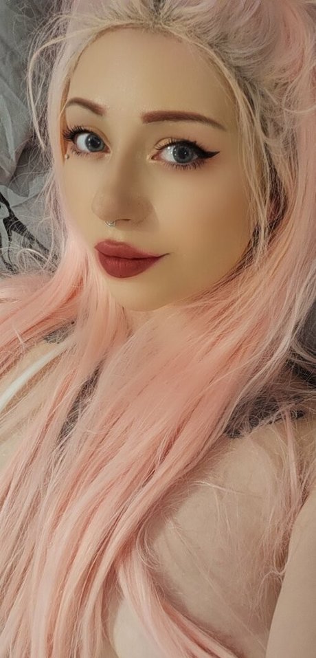 Almalexia 完璧なポルノスター 写真