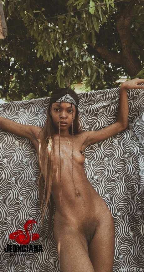 Jeonciana エロティックなスター 画像