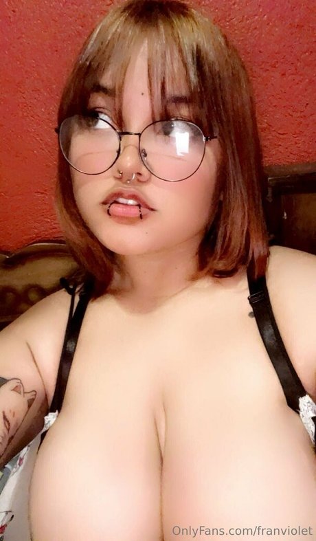 巨大ディルドオンリーファンズ セクシー裸 写真