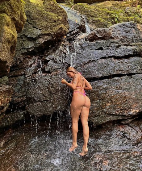 Lara Juc_ エロティックなポルノスター 写真