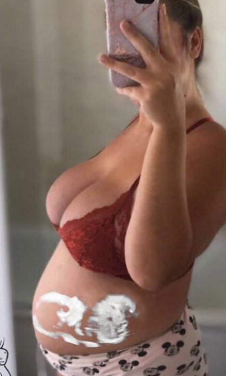 Nicole Barker ポルノモデル 写真