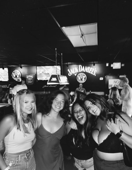 ぽっちゃりカップルオンリーファンズ 美しいポルノ アーカイブ