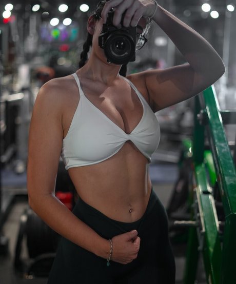 flexwness HD女優 写真