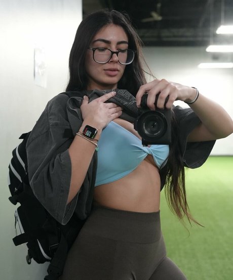 巨乳アマチュアオンリーファンズ 美しいヌード ギャラリー