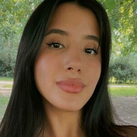 モデルファックオンリーファンズ アダルト無料 画像