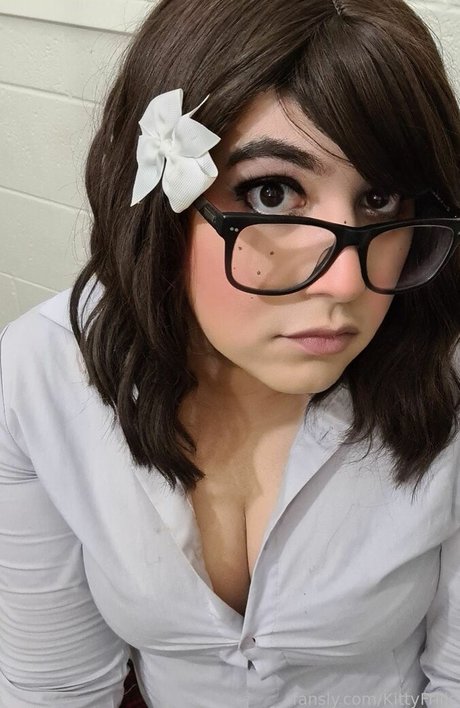 スキニーモデルオンリーファンズ 美しいポルノ ギャラリー