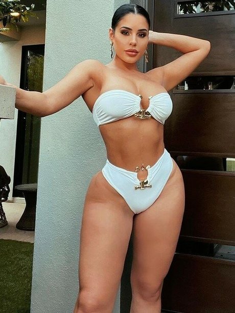 キティ・ウェット・オンリーファンズ ホットセクシー アーカイブ