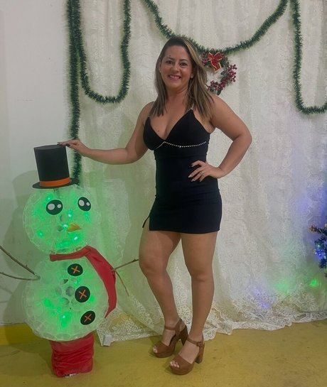 ceicaoliveira 裸の女優 画像