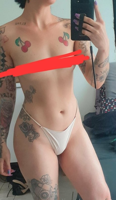 juliaxcherriesfree トップ女優 画像