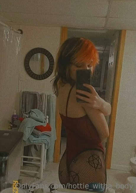 hottie witha body 可愛い女優 画像