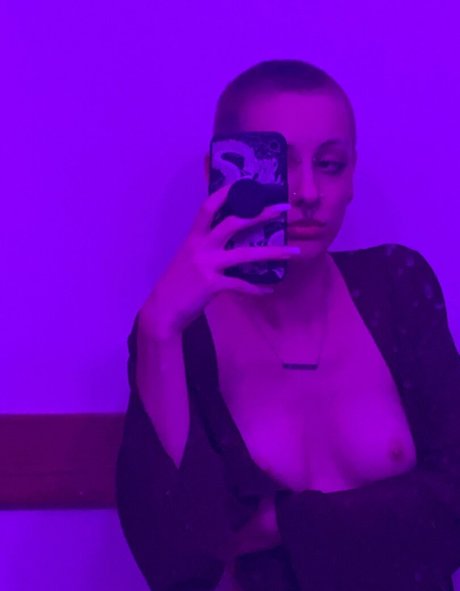 ワークアウト オンリーファンズ ポルノ 写真