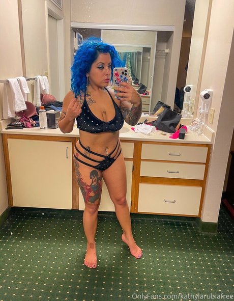 spanishxbarbiiefree ポルノ女優 画像