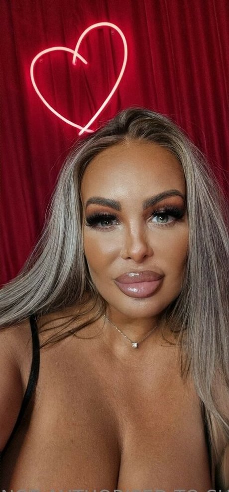 Princess Levi 完璧なスター ギャラリー