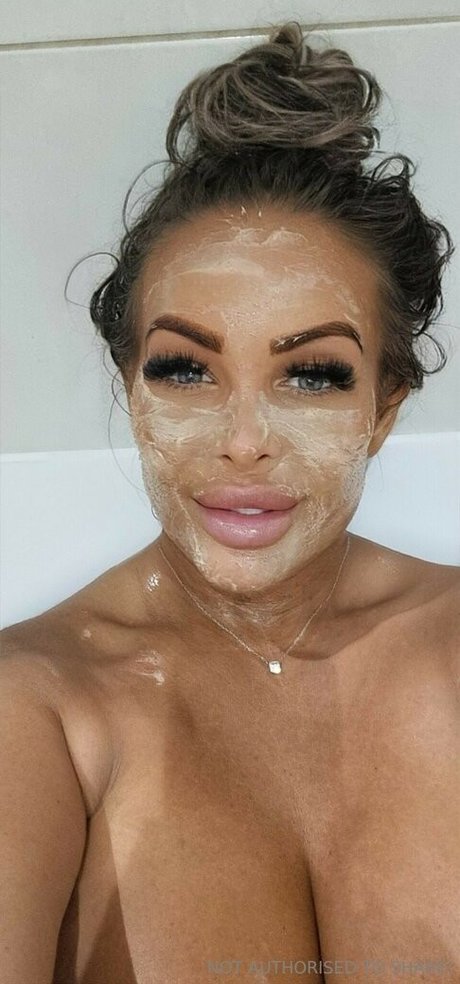 足 熟女 オンリーファンズ ホットポルノ 写真