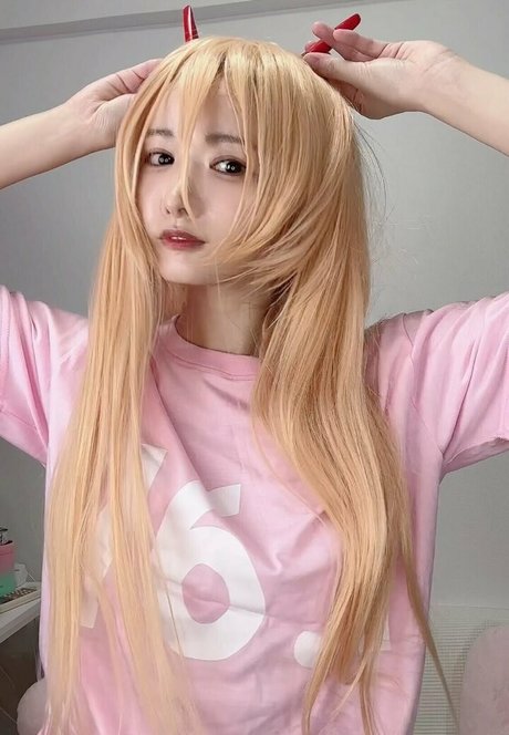 アニメガールズオンリーファン セクシーヌード 写真