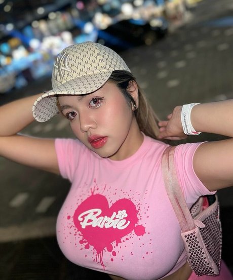 Zareena ポルノモデル 写真