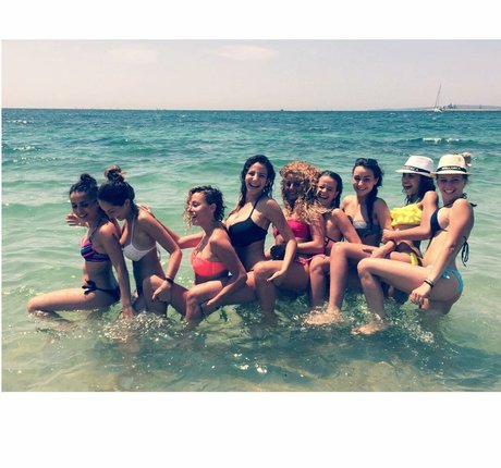 Cleo Bracchi ポルノスター セックス 写真