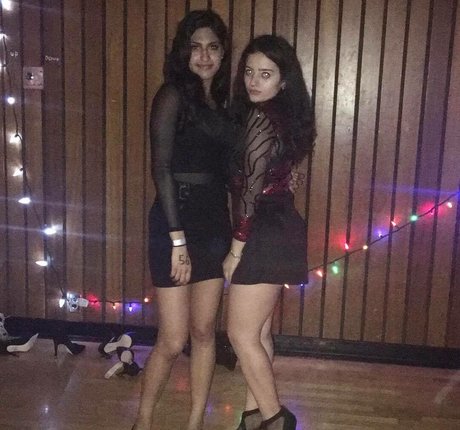 Maria Sharrad ポルノモデル 画像