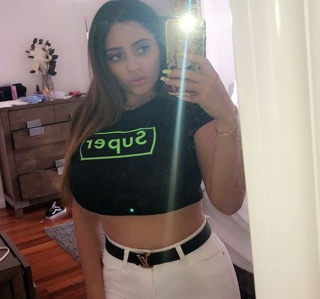 Maria Sharrad スター 裸 写真