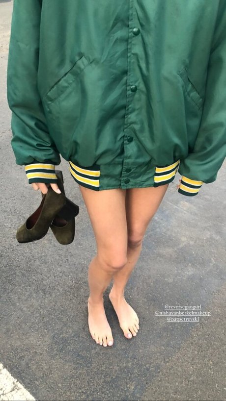 巨乳アマチュアオンリーファンズ アートヌード 写真