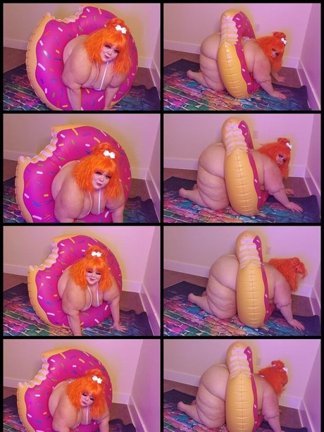 かわいいブロンドのオンリーファンズ 裸 写真