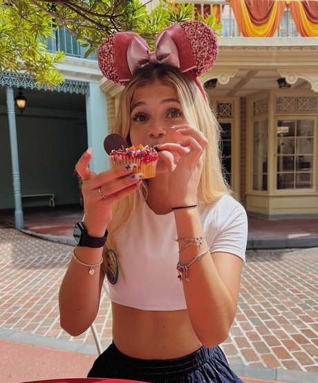 Lananegrini 裸のポルノスター 写真