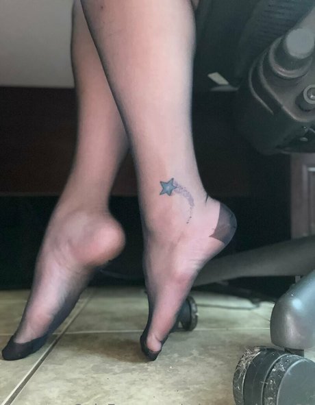 mistresscherry81 最高のモデル 写真