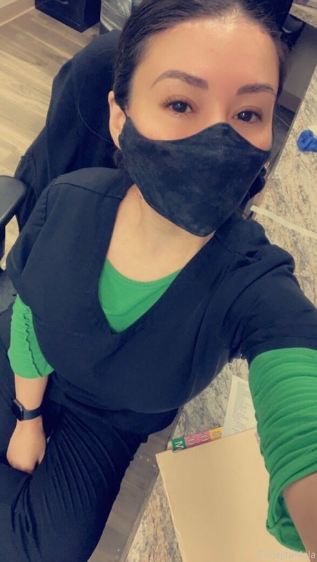 カウガール POV オンリーファンズ エロチック 画像