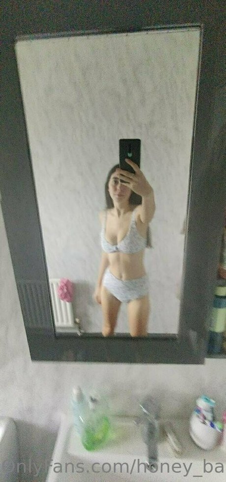 ぽっちゃり妊婦オンリーファンズ セクシー裸 写真