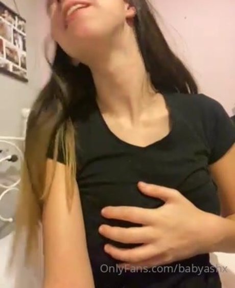 ゲイのチンポオンリーファンズ ホットヌード 写真