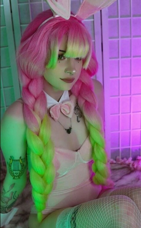 f ukuro セクシーモデル 画像