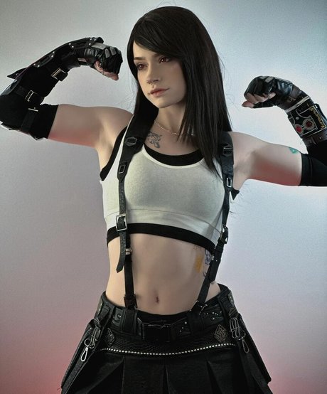 f ukuro ヌードのポルノスター 写真