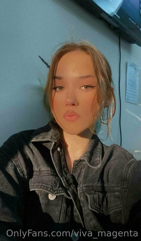 リップスオンリーファンズ セクシーxxx 写真