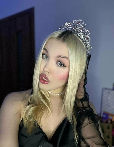 巨乳オナニーオンリーファンズ ポルノ 写真