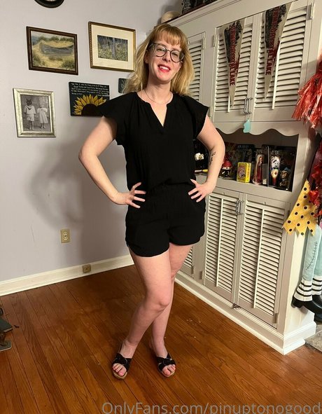 pinuptonogood ヌードのポルノスター ギャラリー