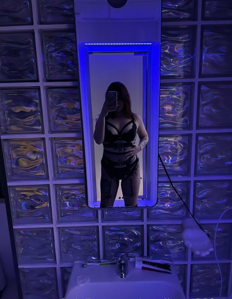 carlitadinamita29 ホットなポルノスター 写真