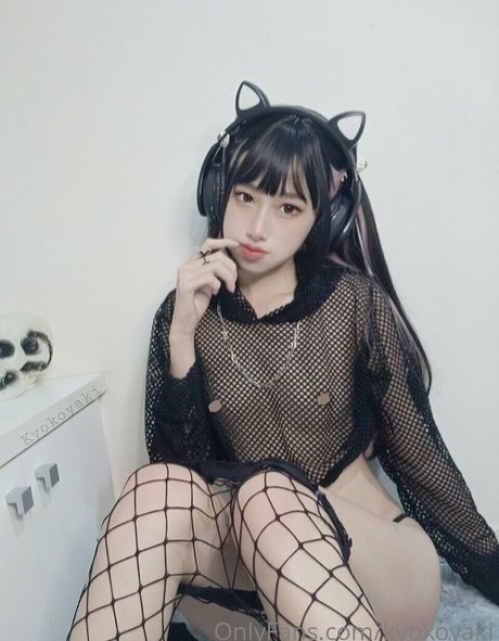 ぽっちゃり妊婦オンリーファンズ セクシー 写真